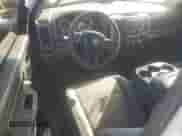 2017 Ram 1500 Tradesman z VIN 3C6JR6AG7HG791523, wystawiony jako Copart lot #71866985 z przebiegiem 182 795 mil mil oraz Szkoda całkowita • Salvage title. Historia ofert i sprzedaży dostępna na DreamBid. Obrazek 8.