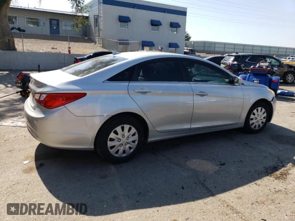 ✅ 2013 Hyundai Sonata GLS • VIN: 5NPEB4AC0DH507179 • Lot: 58903314. Wystawiony na Copart z przebiegiem 129 542 mil. Bezpłatny archiwum sprzedaży aukcyjnych z USA i szczegółowy raport historii pojazdu na DreamBid. Zdjęcie 3.
