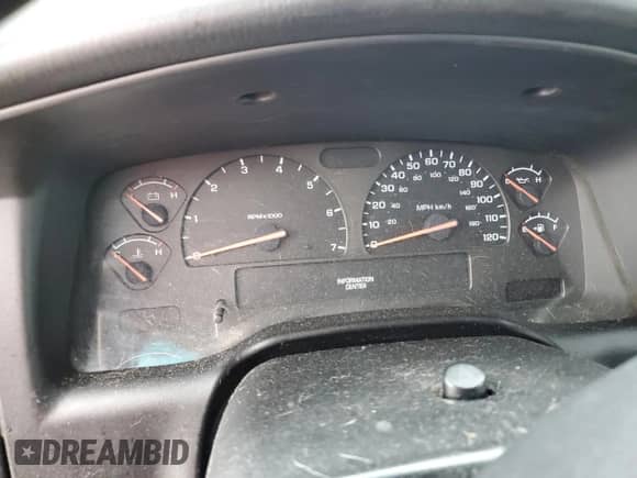 2002 Dodge Dakota SLT z VIN 1B7HG48N42S711374, wystawiony jako Copart lot #68991894 z przebiegiem Nie podano mil oraz Czysty tytuł • Clean title. Historia ofert i sprzedaży dostępna na DreamBid. Obrazek 9.