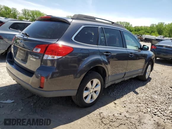 ✅ 2012 Subaru Outback Prem • VIN: 4S4BRBBC6C3273363 • Lot: 54804905. Listed on Copart with 165,269 mi. Free auction sales archive from the USA and detailed vehicle history report at DreamBid. Image 3.