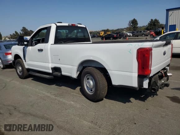 ✅ 2024 Ford F-250 XL • VIN: 1FTBF2AA5REF88844 • Лот: 59760555. Опубликован ранее на Copart с пробегом 1 098 миль. Бесплатный доступ к архиву аукционных продаж из США и подробный отчёт об истории автомобиля на DreamBid. Изображение 2.