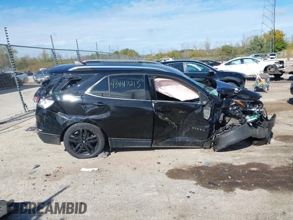 ✅ 2020 Chevrolet Equinox LT • VIN: 2GNAXVEX2L6140539 • Lot: 43447215. Listed on IAAI with 125,058 mi. Free auction sales archive from the USA and detailed vehicle history report at DreamBid. Image 13.