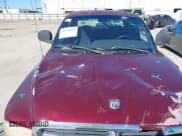 ✅ 2000 Dodge Dakota Sport • VIN: 1B7GL2AX8YS723964 • Lot: 43570529. Listed on IAAI with 136,989 mi. Free auction sales archive from the USA and detailed vehicle history report at DreamBid. Image 6.