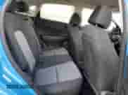 ✅ 2018 Hyundai Kona SE • VIN: KM8K12AA5JU174645 • Lot: 63936183. Wystawiony na Copart z przebiegiem 51 904 mil mil. Skorzystaj z bezpłatnego archiwum sprzedaży aukcyjnych z USA i zobacz szczegółowy raport historii pojazdu na DreamBid. Zdjęcie 11.