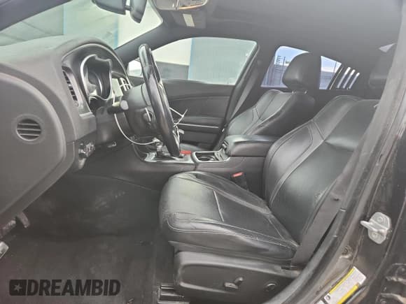 ✅ 2015 Dodge Charger RT • VIN: 2C3CDXCTXFH729471 • Лот: 85738055. Опубликован ранее на Copart с пробегом 130 329 миль. Бесплатный доступ к архиву аукционных продаж из США и подробный отчёт об истории автомобиля на DreamBid. Изображение 7.