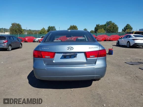 ✅ 2010 Hyundai Sonata GLS • VIN: 5NPET4AC6AH604850 • Lot: 43419907. Listed on IAAI with 213,464 mi. Free auction sales archive from the USA and detailed vehicle history report at DreamBid. Image 16.