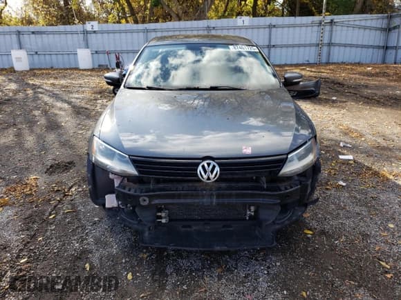 ✅ 2014 Volkswagen Jetta • VIN: 3VWBK7AJ4EM402513 • Lot: 87461725. Listed on Copart with 174,731 mi. Free auction sales archive from the USA and detailed vehicle history report at DreamBid. Image 5.