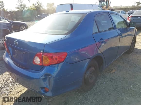✅ 2010 Toyota Corolla • VIN: 2T1BU4EE9AC253351 • Лот: 43361599. Опубликован ранее на IAAI с пробегом 188 805 миль. Бесплатный доступ к архиву аукционных продаж из США и подробный отчёт об истории автомобиля на DreamBid. Изображение 4.