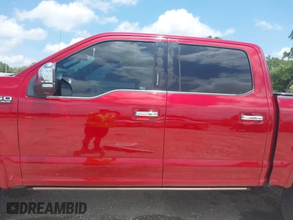 ✅ 2015 Ford F-150 XLT • VIN: 1FTEW1EF4FFC47079 • Лот: 42277620. Опубликован ранее на IAAI с пробегом 141 094 миль. Бесплатный доступ к архиву аукционных продаж из США и подробный отчёт об истории автомобиля на DreamBid. Изображение 14.