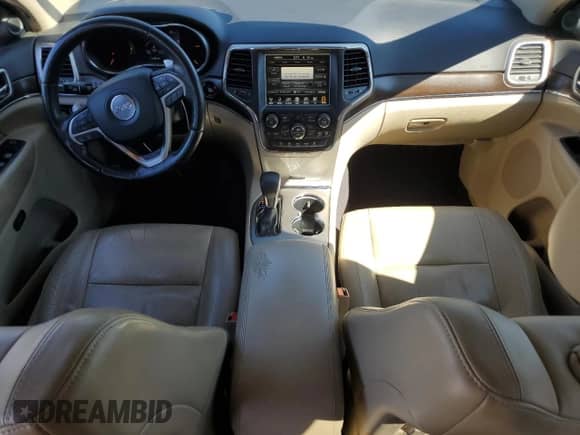 2017 Jeep Grand Cherokee Limited with VIN 1C4RJEBG0HC944015, listed as a Copart auction lot 82507335 with 141,846 mi miles and Salvage title. Bid and sale history available at DreamBid. Image 8.