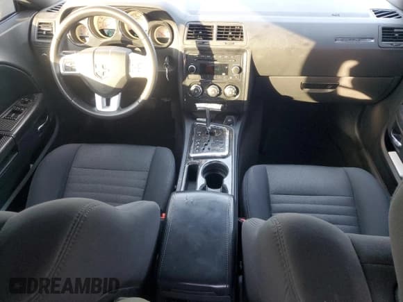 ✅ 2013 Dodge Challenger Rallye Redline • VIN: 2C3CDYAGXDH609310 • Lot: 42422445. Wystawiony na Copart z przebiegiem 120 624 mil. Bezpłatny archiwum sprzedaży aukcyjnych z USA i szczegółowy raport historii pojazdu na DreamBid. Zdjęcie 8.