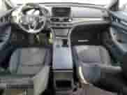 2019 Honda Accord с VIN 1HGCV3F19KA020200, выставлен на аукционе Copart как лот 82175945 с пробегом 90 146 миль миль и Списание • Salvage title. История ставок и продаж доступна на DreamBid. Изображение 8.