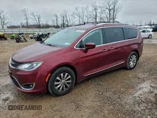 ✅ 2018 Chrysler Pacifica Touring L • VIN: 2C4RC1BG0JR261487 • Lot: 93425645. Wystawiony na Copart z przebiegiem 83 650 mil. Bezpłatny archiwum sprzedaży aukcyjnych z USA i szczegółowy raport historii pojazdu na DreamBid. Zdjęcie 1.