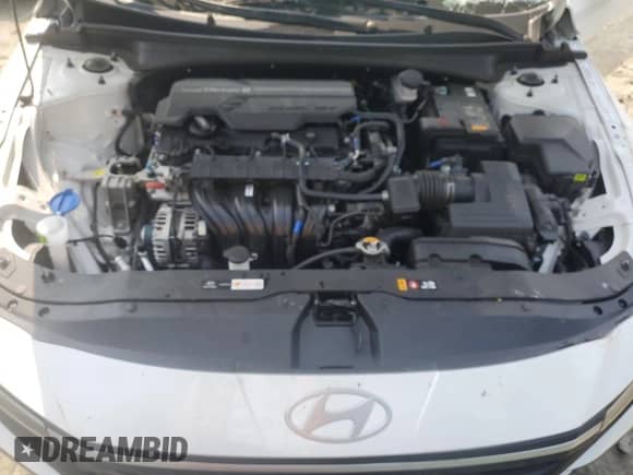 2024 Hyundai Elantra SEL с VIN KMHLM4DG5RU810645, выставлен на аукционе Copart как лот 60599415 с пробегом 5 592 миль миль и Списание • Salvage title. История ставок и продаж доступна на DreamBid. Изображение 11.