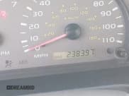 ✅ 2003 Toyota Sequoia Limited • VIN: 5TDBT48A63S183801 • Лот: 41397553. Опубликован ранее на IAAI с пробегом 238 397 миль. Бесплатный доступ к архиву аукционных продаж из США и подробный отчёт об истории автомобиля на DreamBid. Изображение 16.