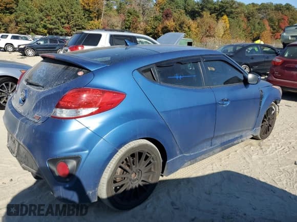 ✅ 2016 Hyundai Veloster Turbo • VIN: KMHTC6AE4GU251152 • Lot: 77428154. Wystawiony na Copart z przebiegiem 108 016 mil. Bezpłatny archiwum sprzedaży aukcyjnych z USA i szczegółowy raport historii pojazdu na DreamBid. Zdjęcie 3.