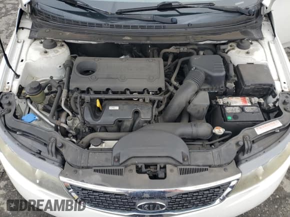 ✅ 2013 Kia Forte EX • VIN: KNAFU4A25D5671305 • Lot: 92894875. Wystawiony na Copart z przebiegiem 79 805 mil. Bezpłatny archiwum sprzedaży aukcyjnych z USA i szczegółowy raport historii pojazdu na DreamBid. Zdjęcie 11.