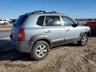 2005 Hyundai Tucson GLS z VIN KM8JN12D65U205376, wystawiony jako Copart lot #80544984 z przebiegiem 188 549 mil mil oraz Szkoda całkowita • Salvage title. Historia ofert i sprzedaży dostępna na DreamBid. Obrazek 3.