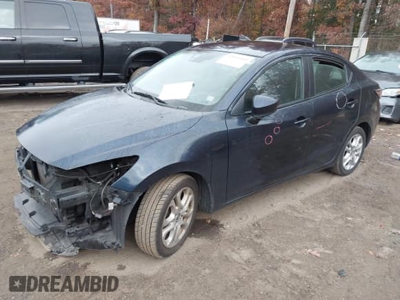 ✅ 2016 Scion iA • VIN: 3MYDLBZV6GY132121 • Lot: 43560660. Wystawiony na IAAI z przebiegiem 176 180 mil. Bezpłatny archiwum sprzedaży aukcyjnych z USA i szczegółowy raport historii pojazdu na DreamBid. Zdjęcie 19.