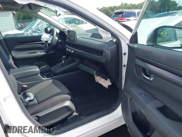 ✅ 2024 Honda CR-V EX • VIN: 2HKRS4H43RH476095 • Lot: 43042390. Wystawiony na IAAI z przebiegiem 22 740 mil. Bezpłatny archiwum sprzedaży aukcyjnych z USA i szczegółowy raport historii pojazdu na DreamBid. Zdjęcie 5.