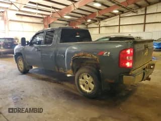 ✅ 2013 Chevrolet Silverado 1500 LT • VIN: 1GCRKSE75DZ324193 • Lot: 90055305. Listed on Copart with 273,559 mi. Free auction sales archive from the USA and detailed vehicle history report at DreamBid. Image 2.