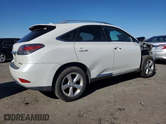 ✅ 2014 Lexus RX 350 • VIN: JTJBK1BAXE2040724 • Lot: 92260215. Listed on Copart with 106,443 mi. Free auction sales archive from the USA and detailed vehicle history report at DreamBid. Image 3.