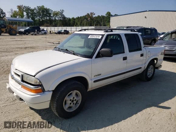 ✅ 2003 Chevrolet S-10 LS • VIN: 1GCDT13X53K106637 • Лот: 68842524. Опубликован ранее на Copart с пробегом 182 096 миль. Бесплатный доступ к архиву аукционных продаж из США и подробный отчёт об истории автомобиля на DreamBid. Изображение 1.