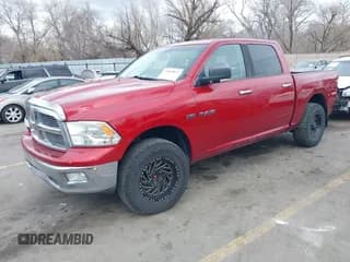 ✅ 2009 Dodge 1500 Laramie • VIN: 1D3HV13T69S730410 • Lot: 41824827. Wystawiony na IAAI z przebiegiem 241 517 mil. Bezpłatny archiwum sprzedaży aukcyjnych z USA i szczegółowy raport historii pojazdu na DreamBid. Zdjęcie 2.