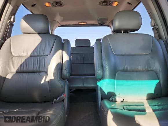 ✅ 2002 Honda Odyssey EX-L • VIN: 2HKRL18912H540373 • Лот: 85757615. Опубликован ранее на Copart с пробегом 227 720 миль. Бесплатный доступ к архиву аукционных продаж из США и подробный отчёт об истории автомобиля на DreamBid. Изображение 10.