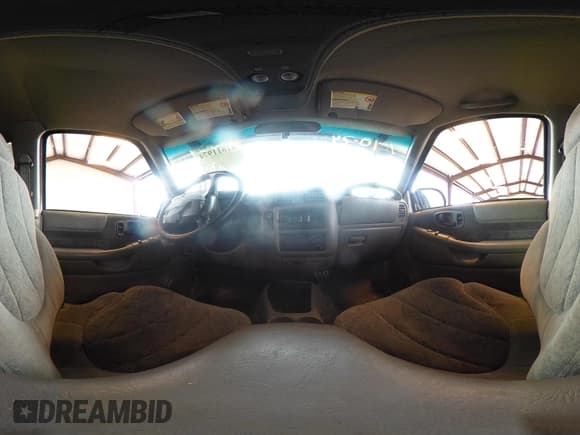 ✅ 2001 GMC Jimmy SLS • VIN: 1GKCS18W81K183440 • Лот: 41611974. Опубликован ранее на IAAI с пробегом Не указан. Бесплатный доступ к архиву аукционных продаж из США и подробный отчёт об истории автомобиля на DreamBid. Изображение 19.