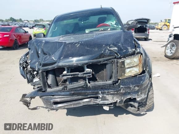 ✅ 2011 GMC Sierra 1500 SLE • VIN: 1GTR1VE03BZ433711 • Lot: 43226405. Wystawiony na IAAI z przebiegiem Nie podano. Bezpłatny archiwum sprzedaży aukcyjnych z USA i szczegółowy raport historii pojazdu na DreamBid. Zdjęcie 12.