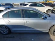 ✅ 2015 Volkswagen Jetta SE • VIN: 3VWLA7AJ1FM422856 • Lot: 41031244. Listed on IAAI with 101,128 mi. Free auction sales archive from the USA and detailed vehicle history report at DreamBid. Image 13.