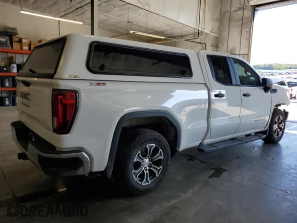 ✅ 2020 GMC Sierra 1500 • VIN: 1GTR9AEFXLZ229768 • Лот: 80072765. Опубликован ранее на Copart с пробегом 72 902 миль. Бесплатный доступ к архиву аукционных продаж из США и подробный отчёт об истории автомобиля на DreamBid. Изображение 3.