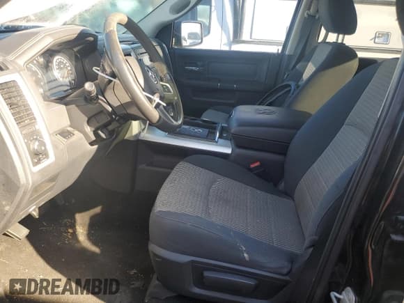 ✅ 2009 Dodge 1500 Sport • VIN: 1D3HB13TX9S738194 • Lot: 86601894. Wystawiony na Copart z przebiegiem 204 096 mil. Bezpłatny archiwum sprzedaży aukcyjnych z USA i szczegółowy raport historii pojazdu na DreamBid. Zdjęcie 7.