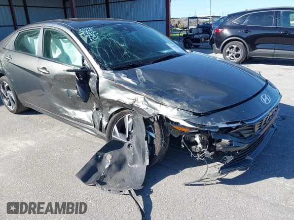 ✅ 2025 Hyundai Elantra SEL Convenience • VIN: KMHLS4DG8SU870687 • Лот: 43585085. Опубликован ранее на IAAI с пробегом 30 077 миль. Бесплатный доступ к архиву аукционных продаж из США и подробный отчёт об истории автомобиля на DreamBid. Изображение 6.