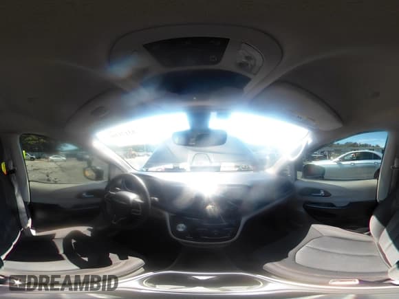 ✅ 2017 Chrysler Pacifica Touring L • VIN: 2C4RC1BG8HR753078 • Lot: 43171168. Listed on IAAI with 192,678 mi. Free auction sales archive from the USA and detailed vehicle history report at DreamBid. Image 20.