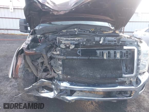 ✅ 2011 Ford F-250 Lariat • VIN: 1FT7W2BT9BEB08588 • Lot: 43739118. Listed on IAAI with 224,615 mi. Free auction sales archive from the USA and detailed vehicle history report at DreamBid. Image 6.