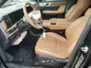 2024 Hyundai Santa Fe Limited с VIN 5NMP44GL0RH029991, выставлен на аукционе Copart как лот 42335195 с пробегом 15 237 миль миль и Списание • Salvage title. История ставок и продаж доступна на DreamBid. Изображение 7.