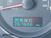 ✅ 2006 Jeep Commander • VIN: 1J8HG48K16C252335 • Lot: 41978262. Listed on IAAI with 267,556 mi. Free auction sales archive from the USA and detailed vehicle history report at DreamBid. Image 16.