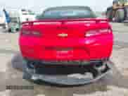 2017 Chevrolet Camaro 1SS с VIN 1G1FF3D76H0182390, выставлен на аукционе IAAI как лот 41824313 с пробегом 81 965 миль миль и . История ставок и продаж доступна на DreamBid. Изображение 17.