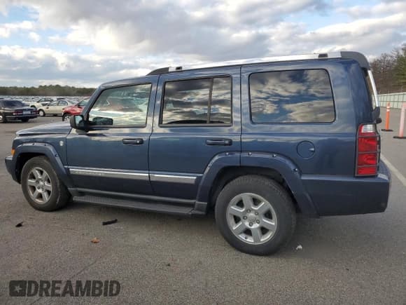 ✅ 2008 Jeep Commander Limited • VIN: 1J8HG58N88C236359 • Lot: 83199674. Wystawiony na Copart z przebiegiem 216 994 mil. Bezpłatny archiwum sprzedaży aukcyjnych z USA i szczegółowy raport historii pojazdu na DreamBid. Zdjęcie 2.