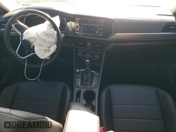 ✅ 2024 Volkswagen Jetta SE • VIN: 3VW7M7BU3RM076363 • Lot: 85664625. Listed on Copart with 49,441 mi. Free auction sales archive from the USA and detailed vehicle history report at DreamBid. Image 8.