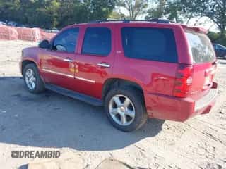 2013 Chevrolet Tahoe LTZ с VIN 1GNSCCE01DR369386, выставлен на аукционе IAAI как лот 43212029 с пробегом 254 194 миль миль и . История ставок и продаж доступна на DreamBid. Изображение 3.