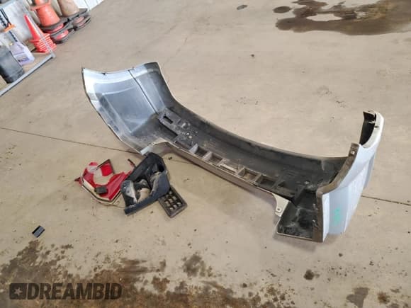 ✅ 2007 Dodge Caliber SXT • VIN: 1B3HB48BX7D508250 • Lot: 90066605. Listed on Copart with 92,470 mi. Free auction sales archive from the USA and detailed vehicle history report at DreamBid. Image 12.