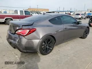 ✅ 2013 Hyundai Genesis Coupe Grand Touring • VIN: KMHHU6KJXDU095161 • Lot: 47776455. Wystawiony na Copart z przebiegiem 83 751 mil. Bezpłatny archiwum sprzedaży aukcyjnych z USA i szczegółowy raport historii pojazdu na DreamBid. Zdjęcie 3.