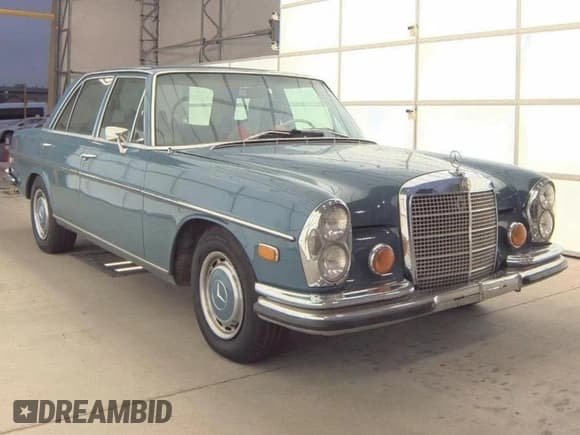 ✅ 1972 Mercedes-Benz 280 • VIN: XXX1086712015098 • Lot: 93092255. Listed on Copart with 73,981 mi. Free auction sales archive from the USA and detailed vehicle history report at DreamBid. Image 2.