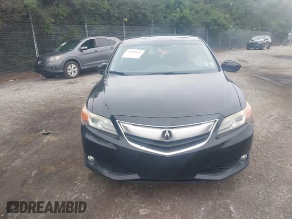 ✅ 2013 Acura ILX Technology • VIN: 19VDE1F70DE004522 • Лот: 43038874. Опубликован ранее на IAAI с пробегом 146 809 миль. Бесплатный доступ к архиву аукционных продаж из США и подробный отчёт об истории автомобиля на DreamBid. Изображение 13.