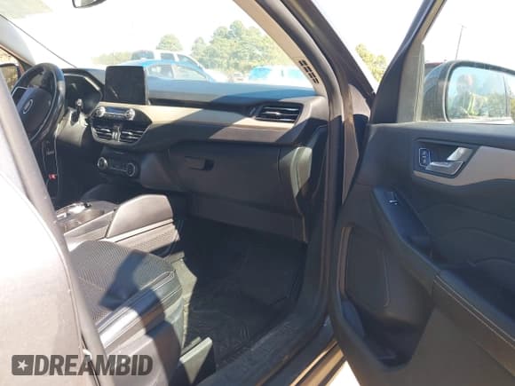 ✅ 2022 Ford Escape SEL • VIN: 1FMCU0H67NUA04486 • Лот: 43602375. Опубликован ранее на IAAI с пробегом 110 697 миль. Бесплатный доступ к архиву аукционных продаж из США и подробный отчёт об истории автомобиля на DreamBid. Изображение 5.