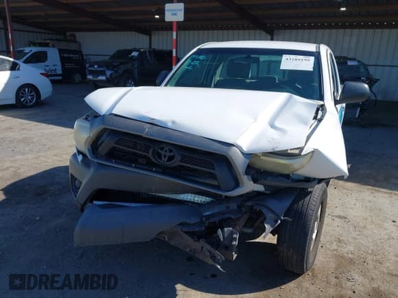 ✅ 2012 Toyota Tacoma • VIN: 5TFNX4CN2CX016826 • Lot: 43289199. Listed on IAAI with 203,043 mi. Free auction sales archive from the USA and detailed vehicle history report at DreamBid. Image 6.