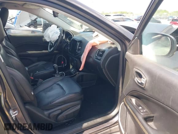 ✅ 2019 Jeep Compass Limited • VIN: 3C4NJCCB2KT660077 • Lot: 42287447. Listed on IAAI with 58,061 mi. Free auction sales archive from the USA and detailed vehicle history report at DreamBid. Image 5.